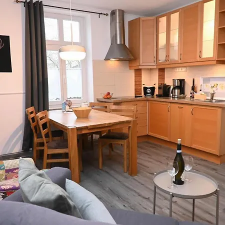 Ferienwohnung Bernstein - Sanssouci 公寓 *