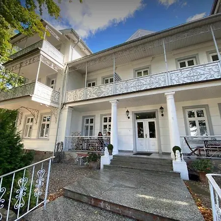Ferienwohnung Bernstein - Sanssouci شقة بينز